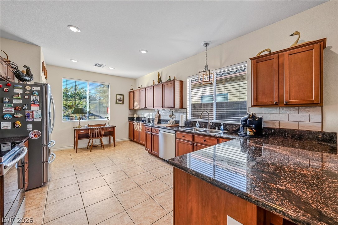 4713 South Adriano Way Property Photo 12