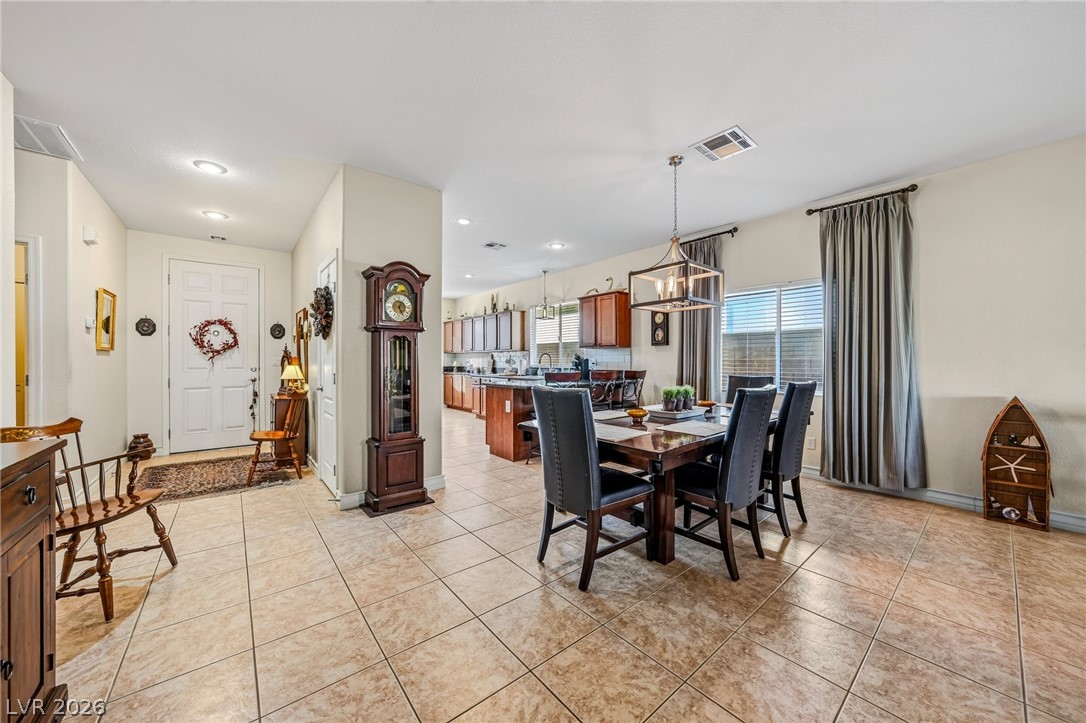 4713 South Adriano Way Property Photo 14