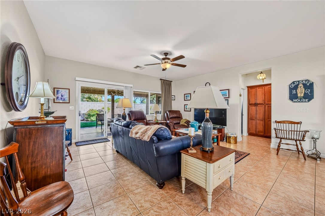 4713 South Adriano Way Property Photo 18