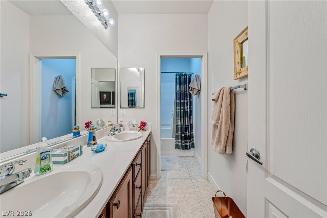 4713 South Adriano Way Property Photo 27