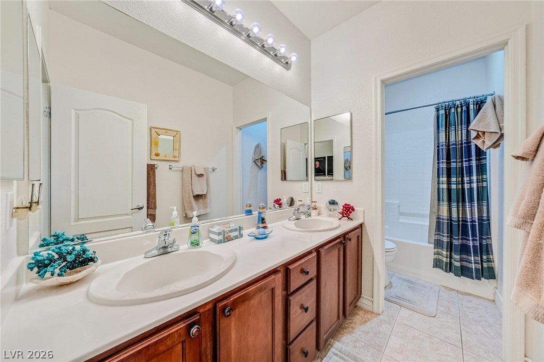 4713 South Adriano Way Property Photo 30