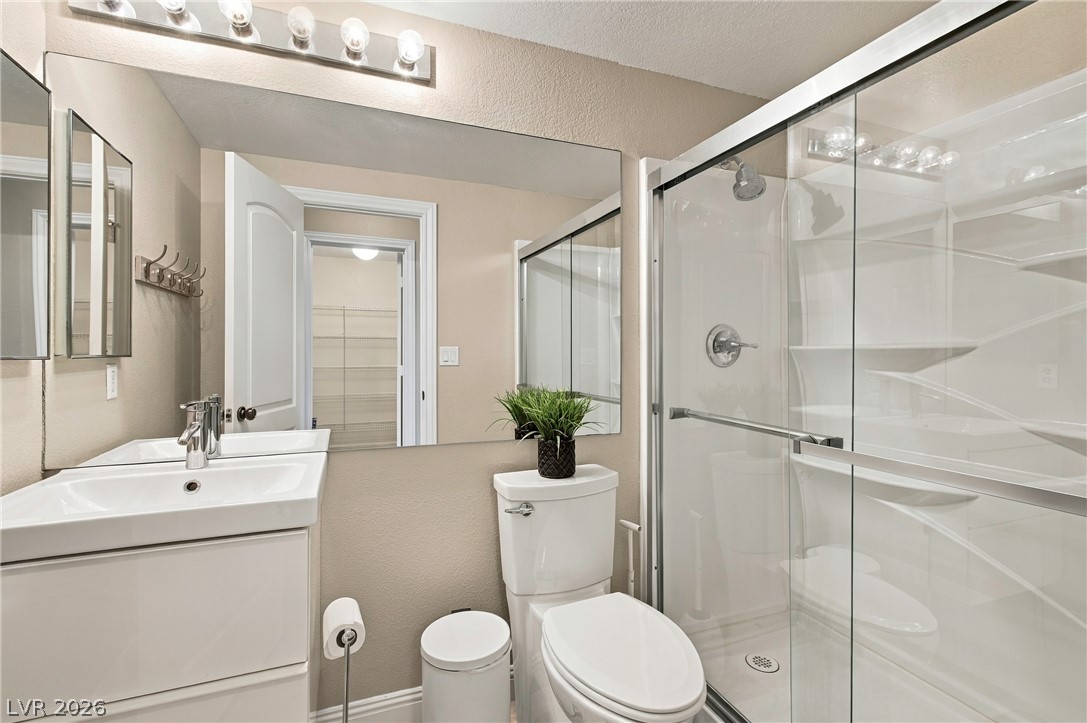 5404 Harmony Green Drive 101 Property Photo 16