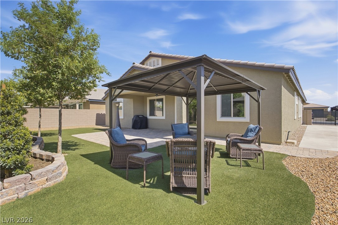 7345 Quaking Aspen Street Property Photo 3