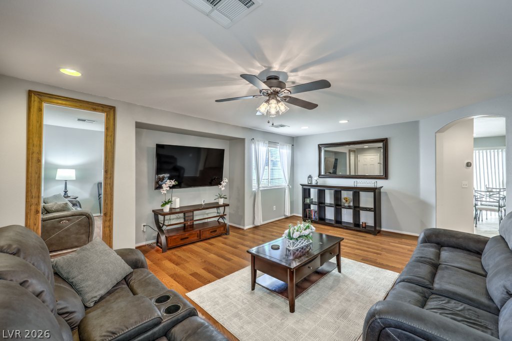 10669 Pueblo Springs Street Property Photo 5