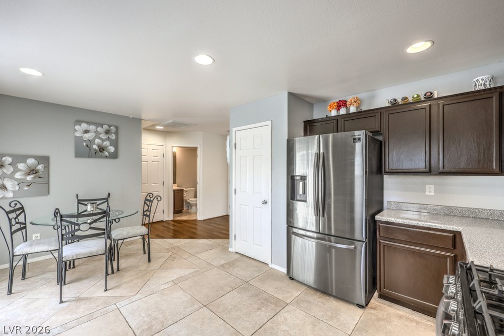 10669 Pueblo Springs Street Property Photo 14