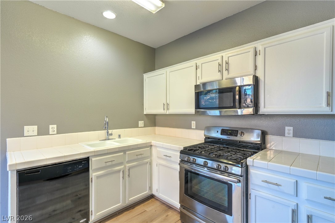 2704 Wooly Rose Avenue Property Photo 7