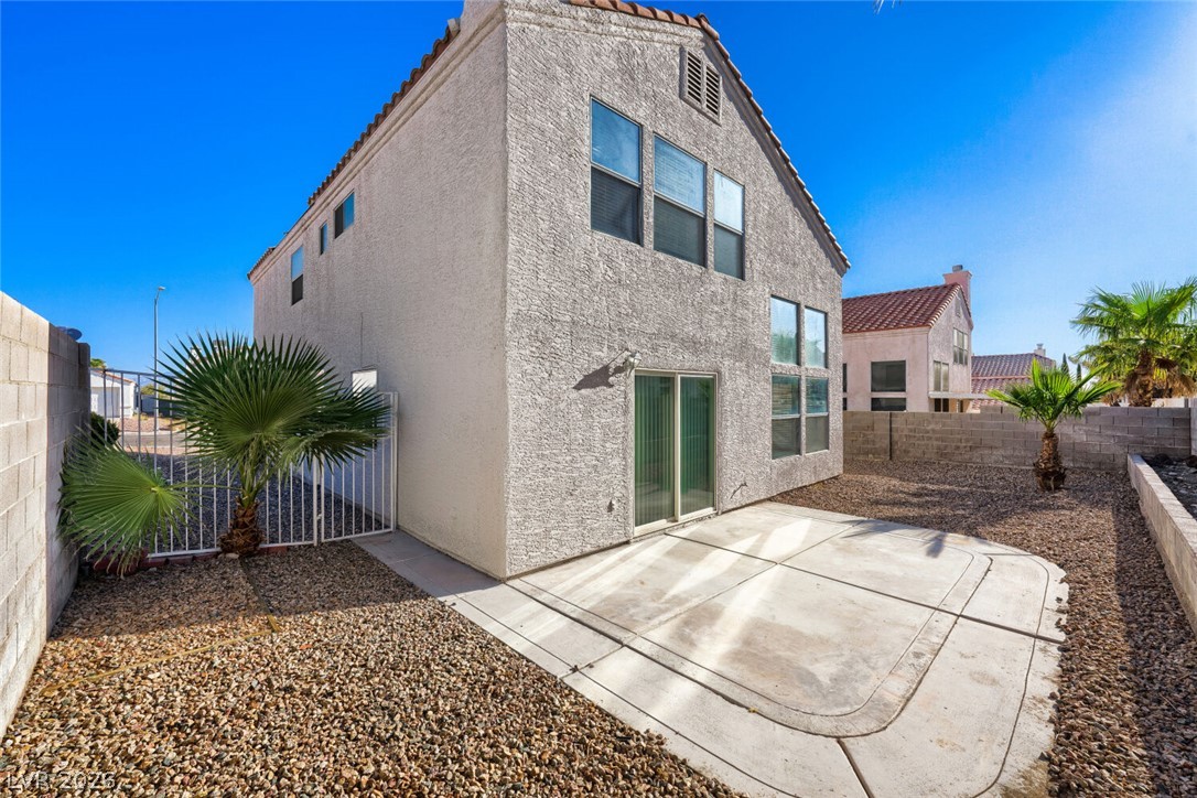 8215 Mt Brodie Circle Property Photo 2