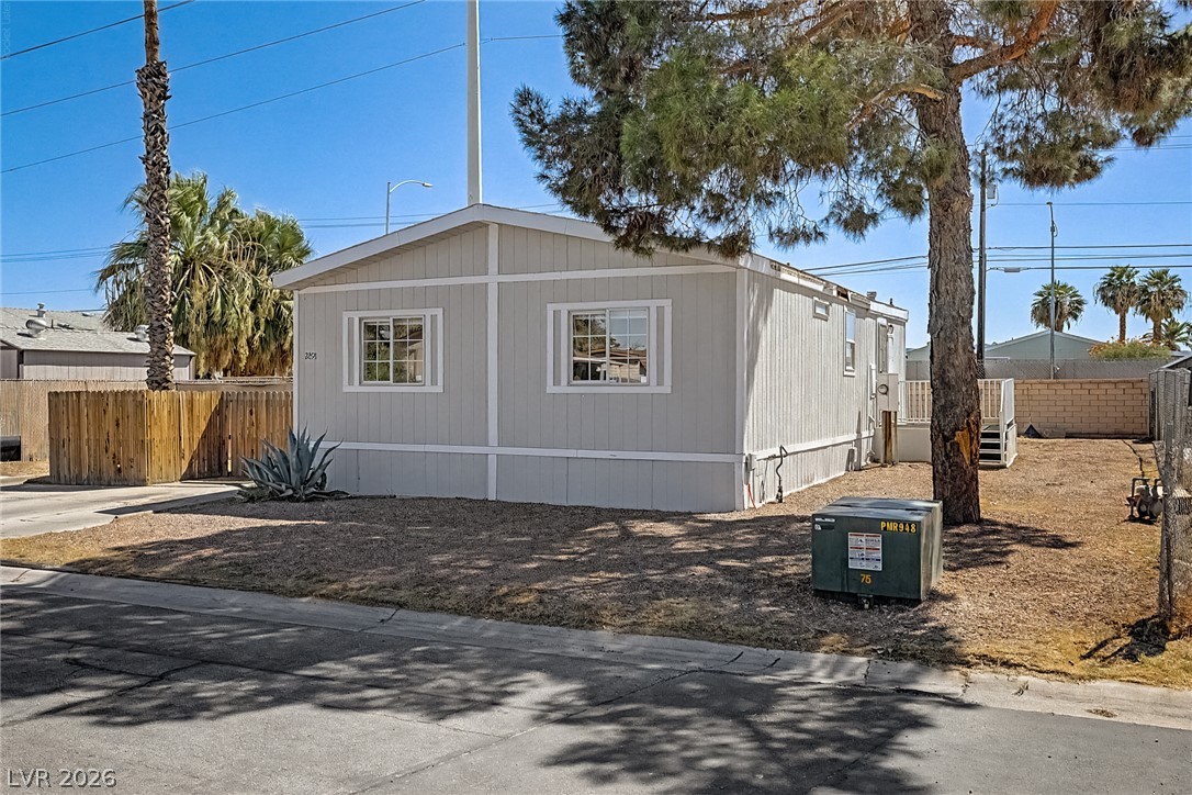 2891 Kolob Court Property Photo 3