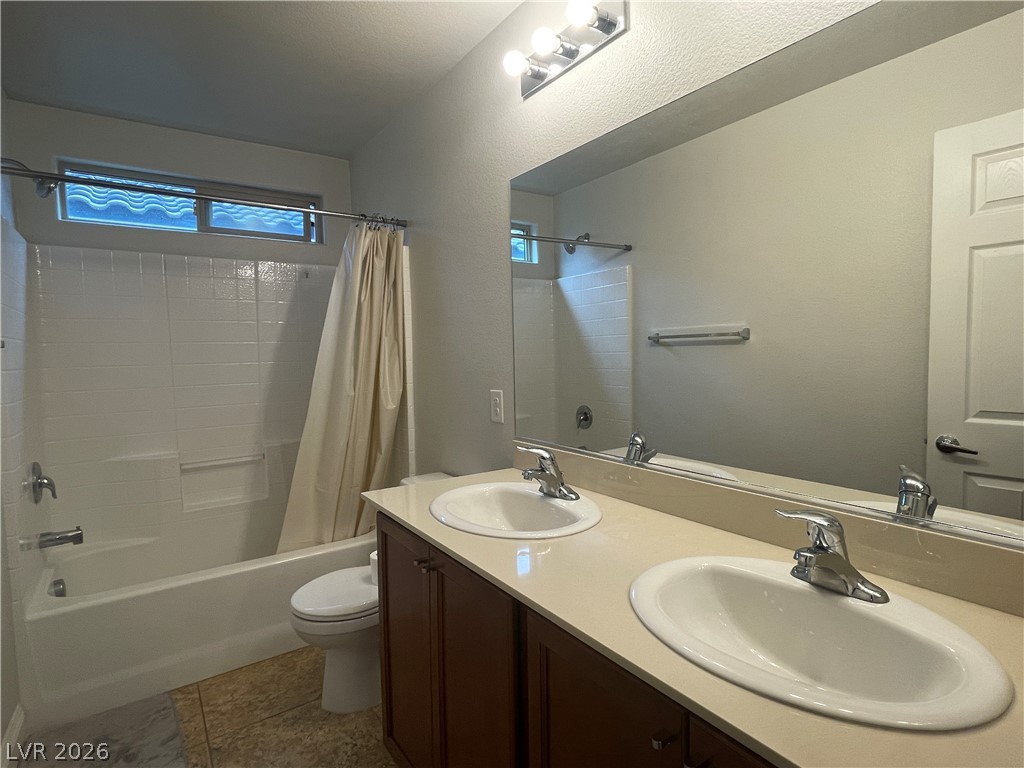 4 Ladasa Court Property Photo 24