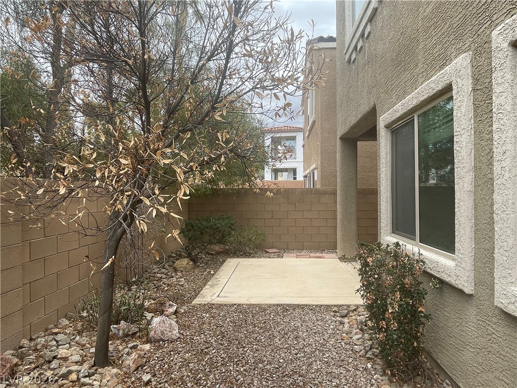 4 Ladasa Court Property Photo 27