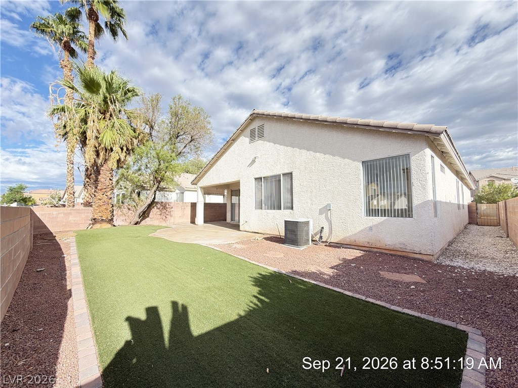 2801 Bahama Point Avenue Property Photo 4