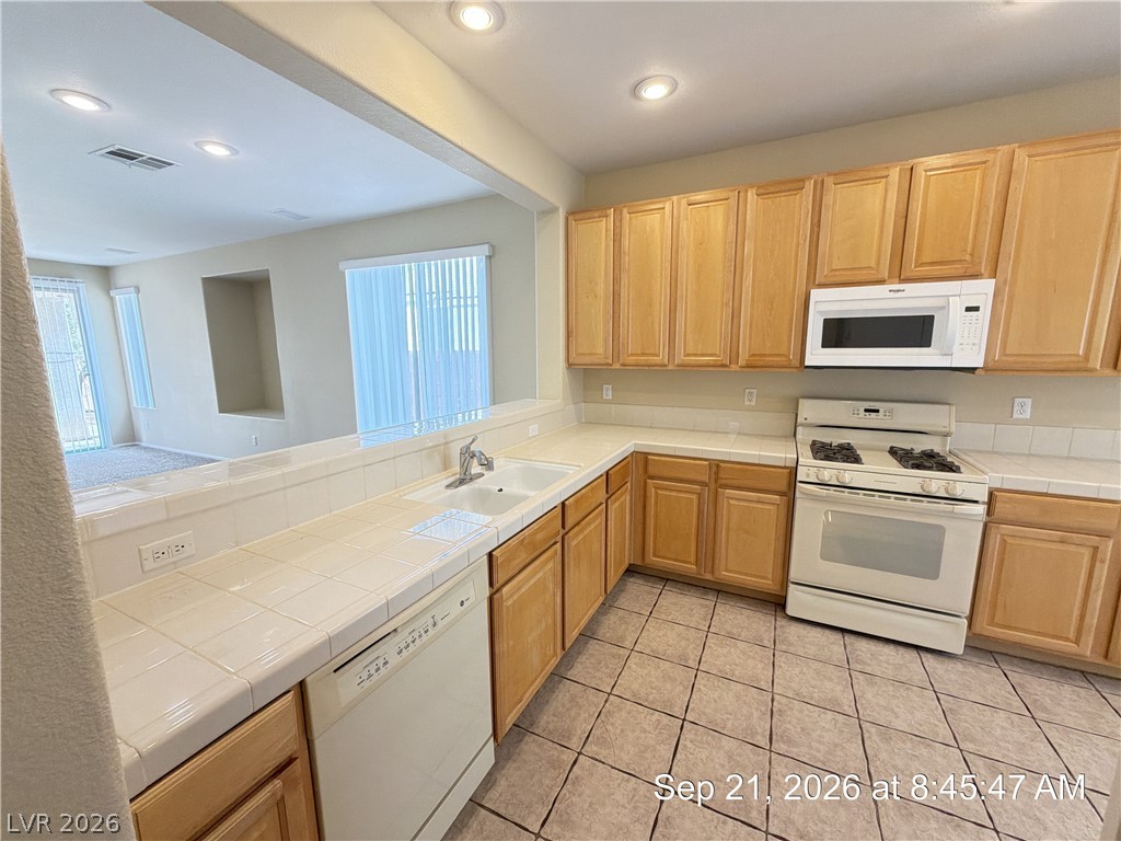2801 Bahama Point Avenue Property Photo 6