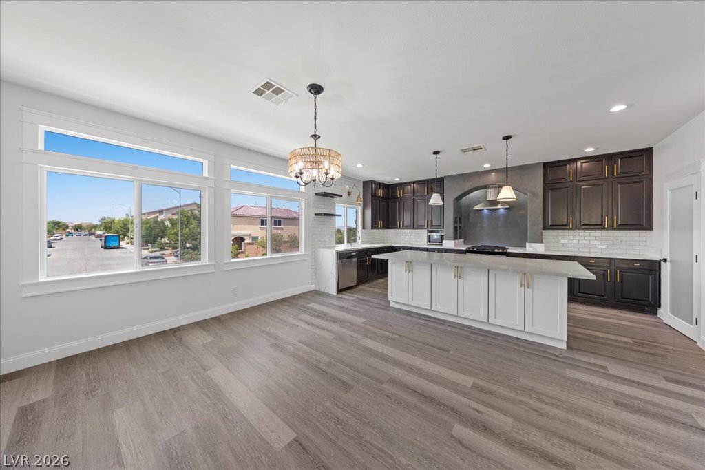 6050 Belvedere Canyon Avenue Property Photo 9