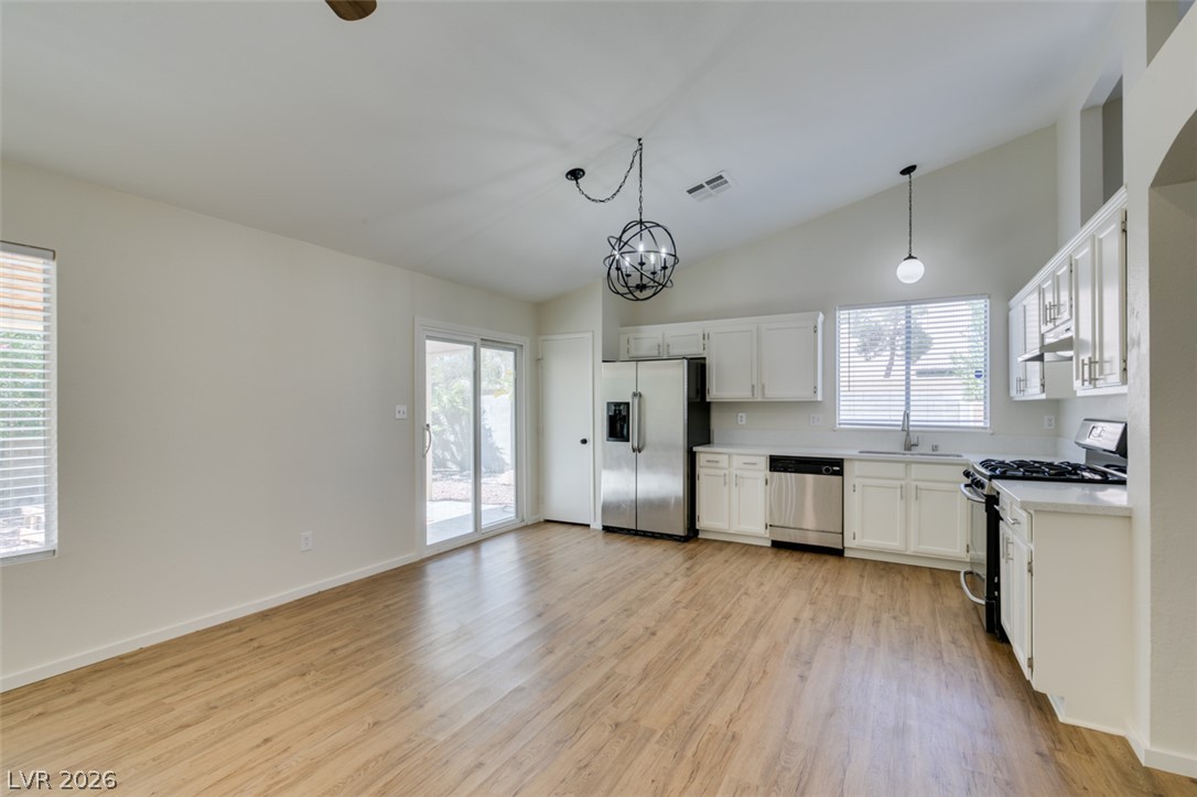 7749 Kasmere Falls Drive Property Photo 21
