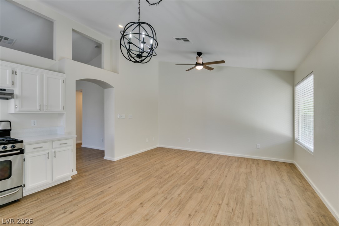 7749 Kasmere Falls Drive Property Photo 28