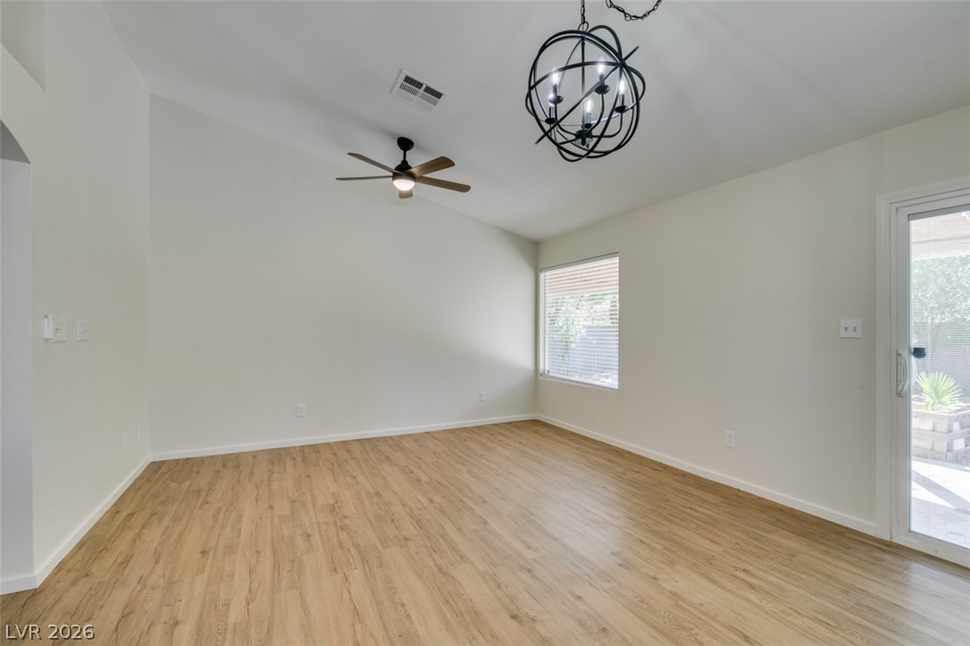 7749 Kasmere Falls Drive Property Photo 29