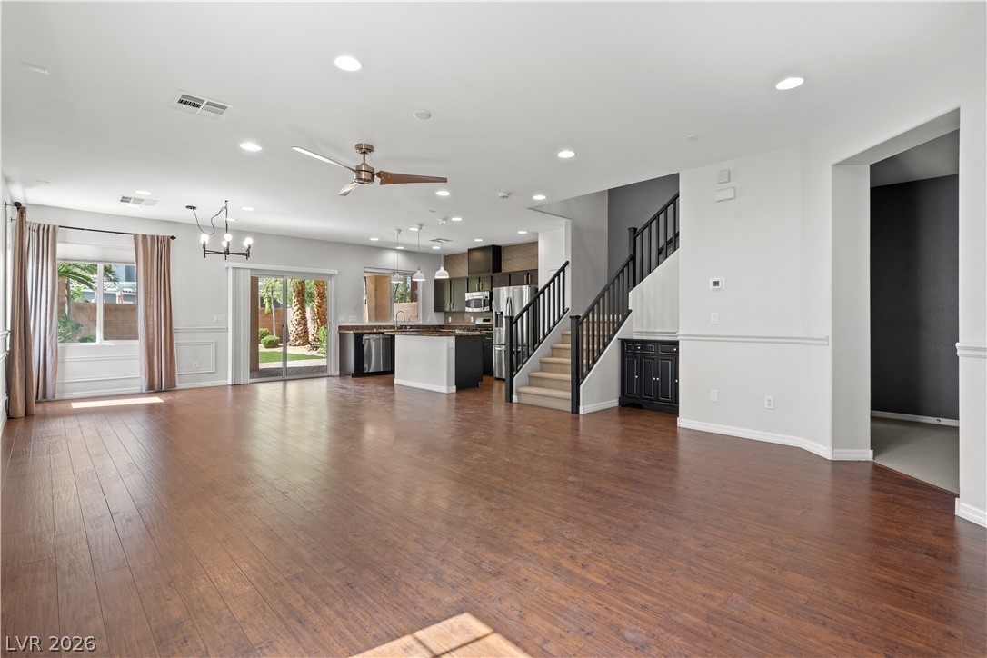 1021 Chestnut Chase Street Property Photo 5