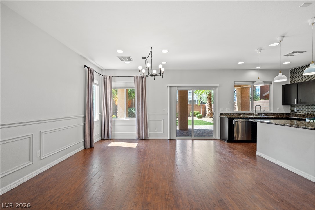 1021 Chestnut Chase Street Property Photo 7