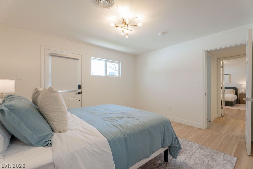 2106 West Oakey Boulevard Property Photo 41