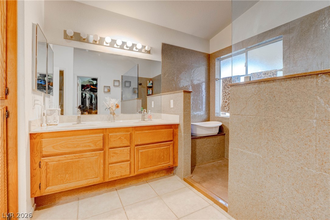 3500 North Tenaya Way Property Photo 10