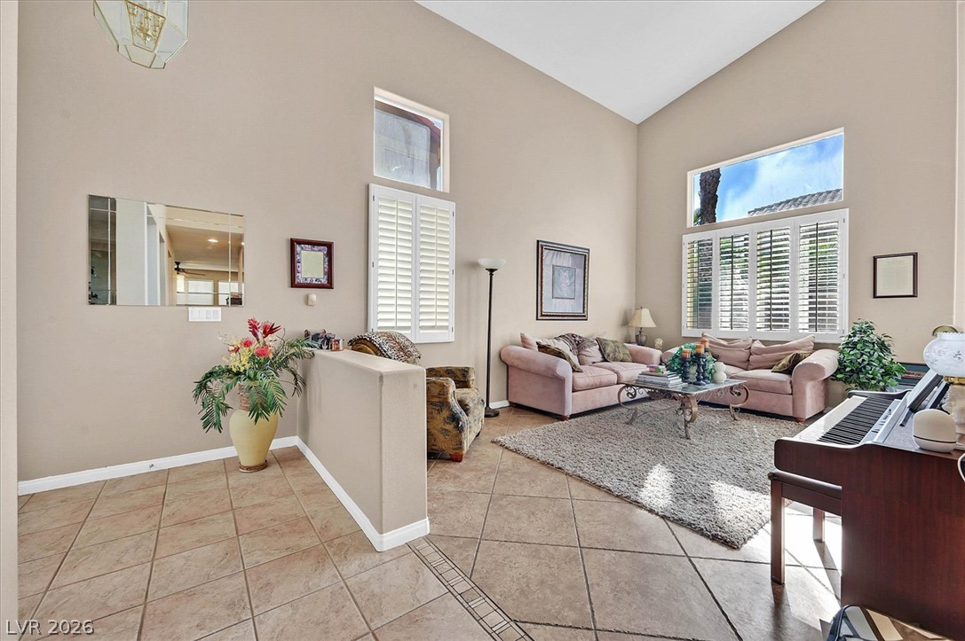 10721 Sapphire Vista Avenue Property Photo 14