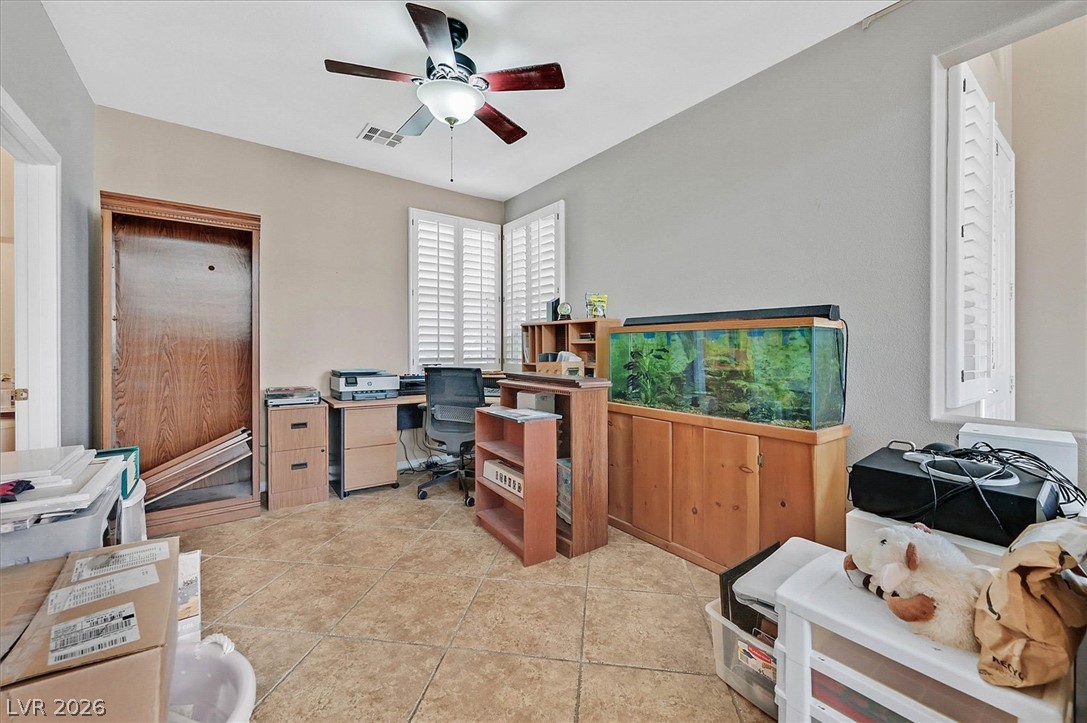 10721 Sapphire Vista Avenue Property Photo 25