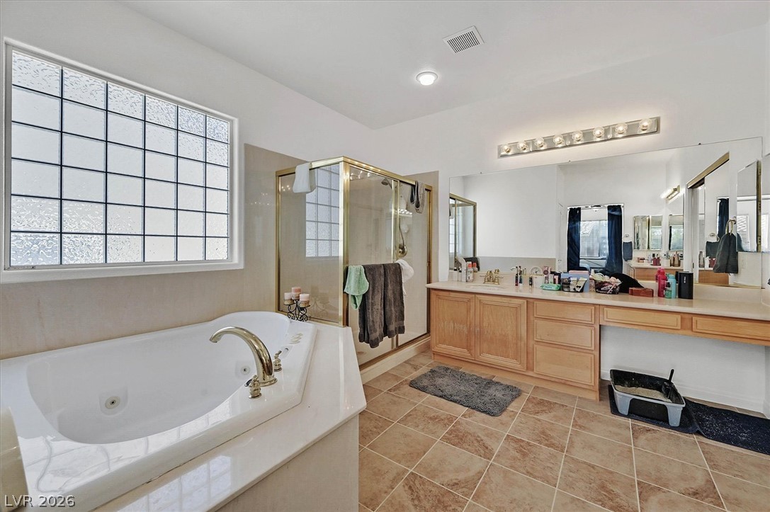 10721 Sapphire Vista Avenue Property Photo 29