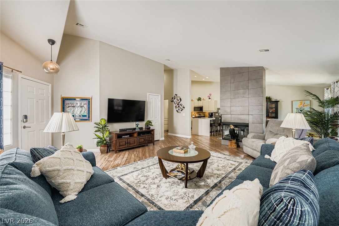 10059 Oak Creek Canyon Avenue Property Photo 8