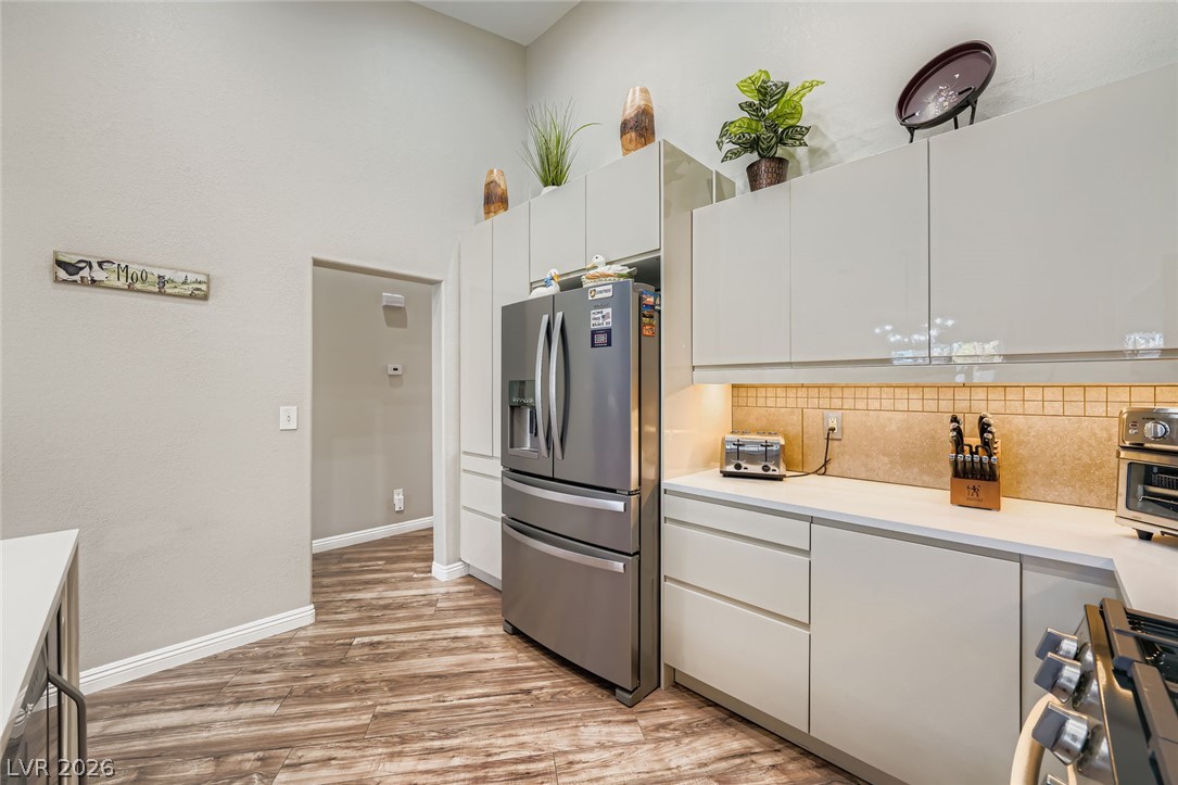 10059 Oak Creek Canyon Avenue Property Photo 13