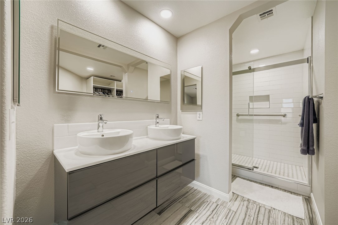 10059 Oak Creek Canyon Avenue Property Photo 21