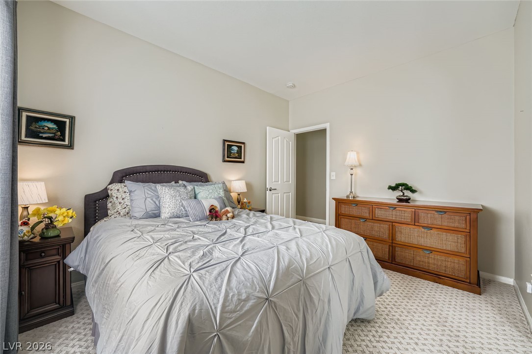 10059 Oak Creek Canyon Avenue Property Photo 27