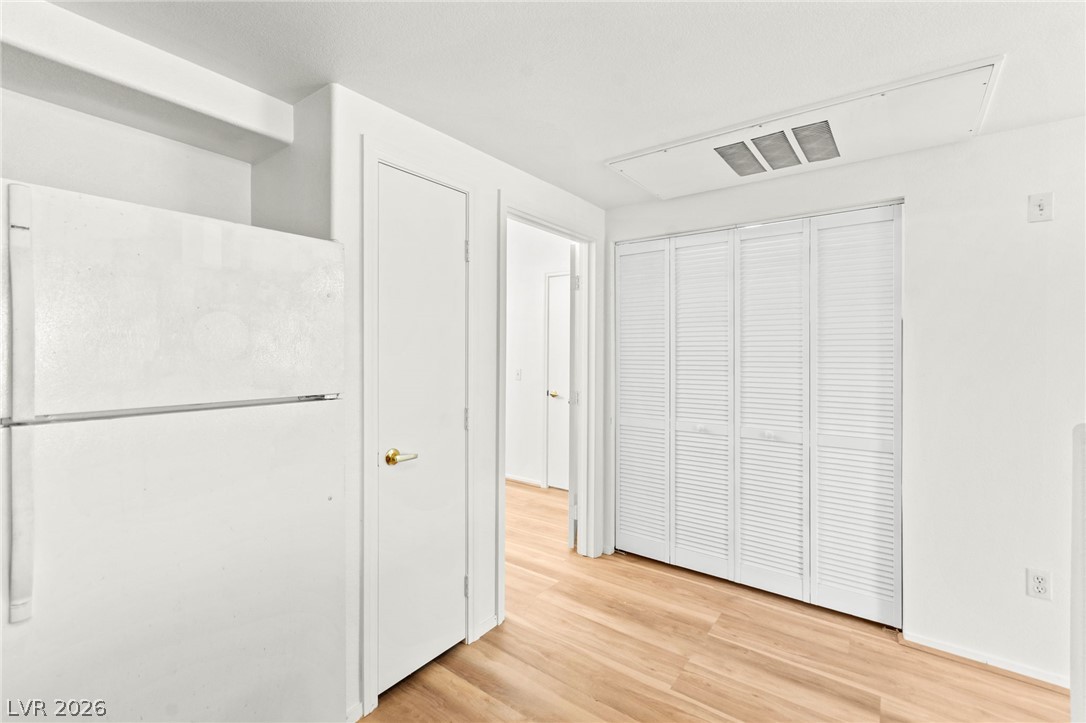 3400 Cabana Drive 2036 Property Photo 12