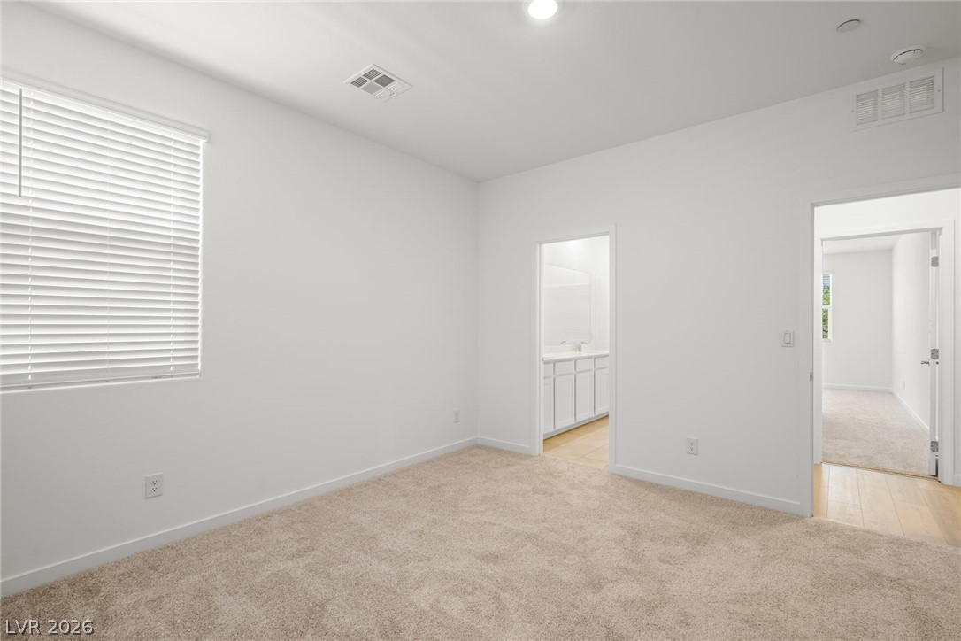 1429 Bianca Falls Drive Property Photo 7