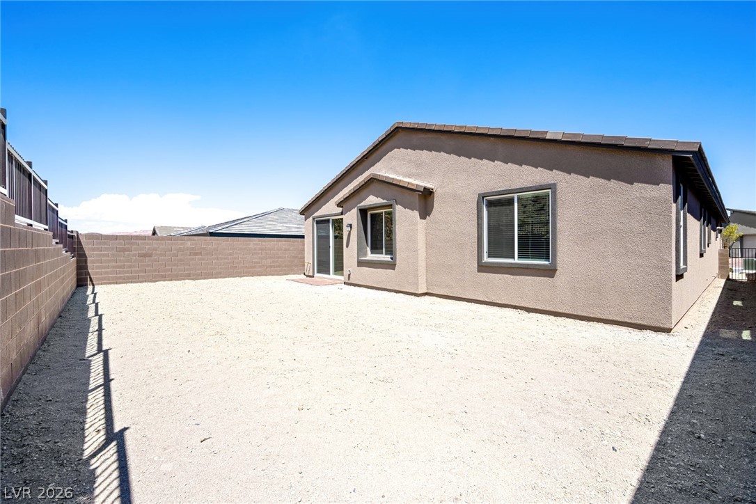 1429 Bianca Falls Drive Property Photo 26