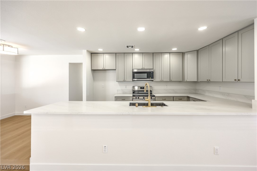 4309 Mott Circle Property Photo 3