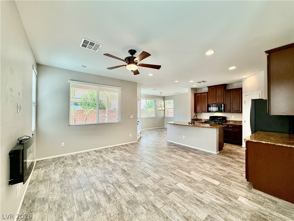 9337 Golden Lad Avenue Property Photo 4