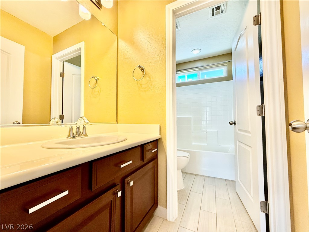 9337 Golden Lad Avenue Property Photo 16