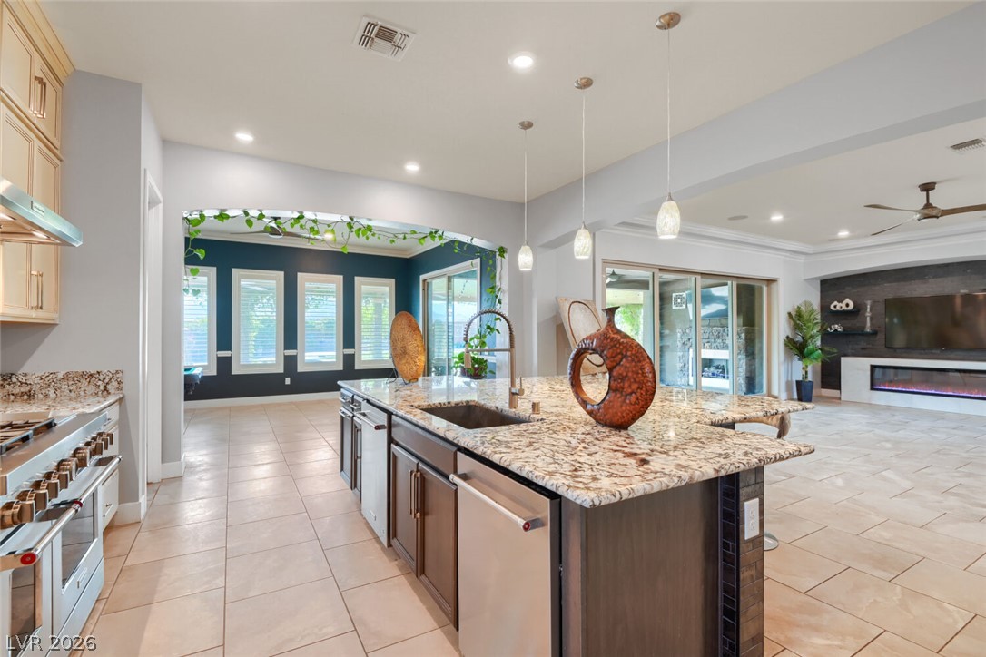 7771 Mojave Yucca Court Property Photo