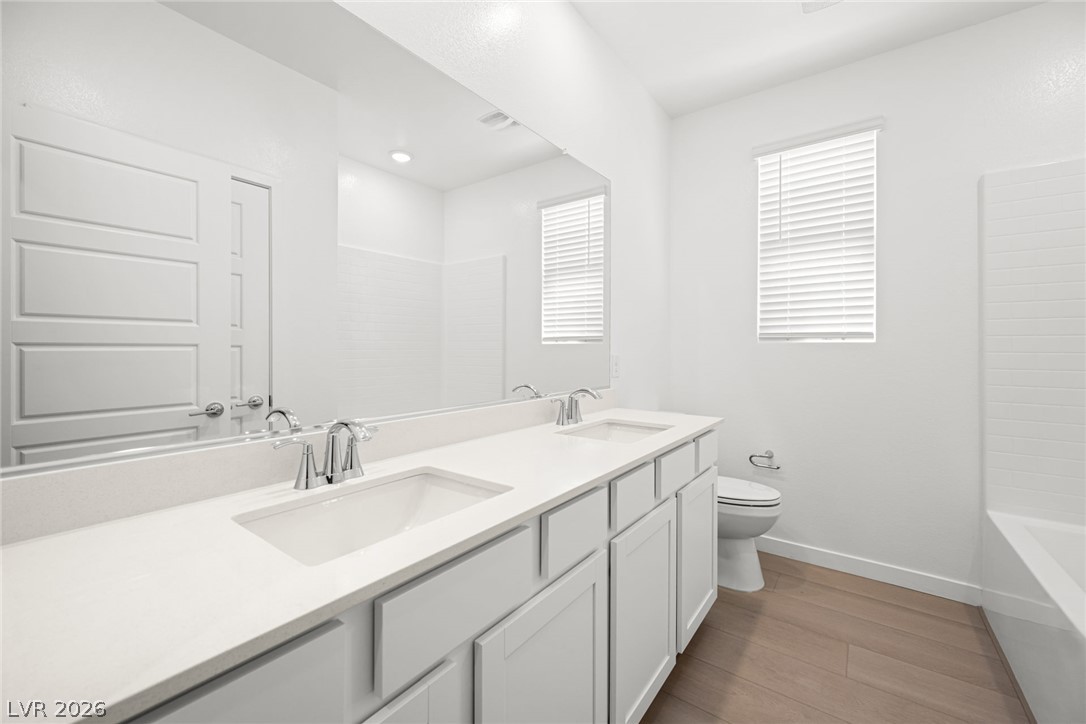 1480 Bianca Falls Drive Property Photo 6