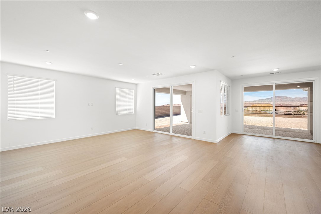 1480 Bianca Falls Drive Property Photo 13