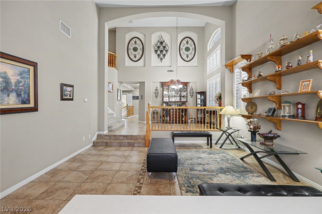 855 Sun Shimmer Place Property Photo 3