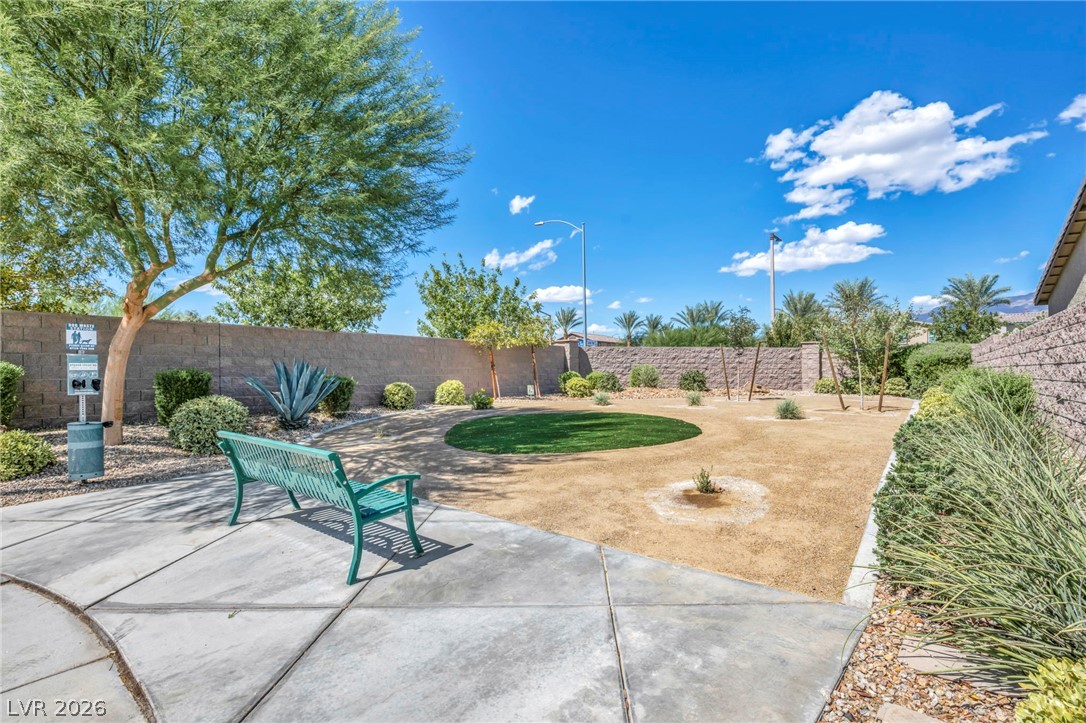 7554 Crested Moon Street Property Photo 19