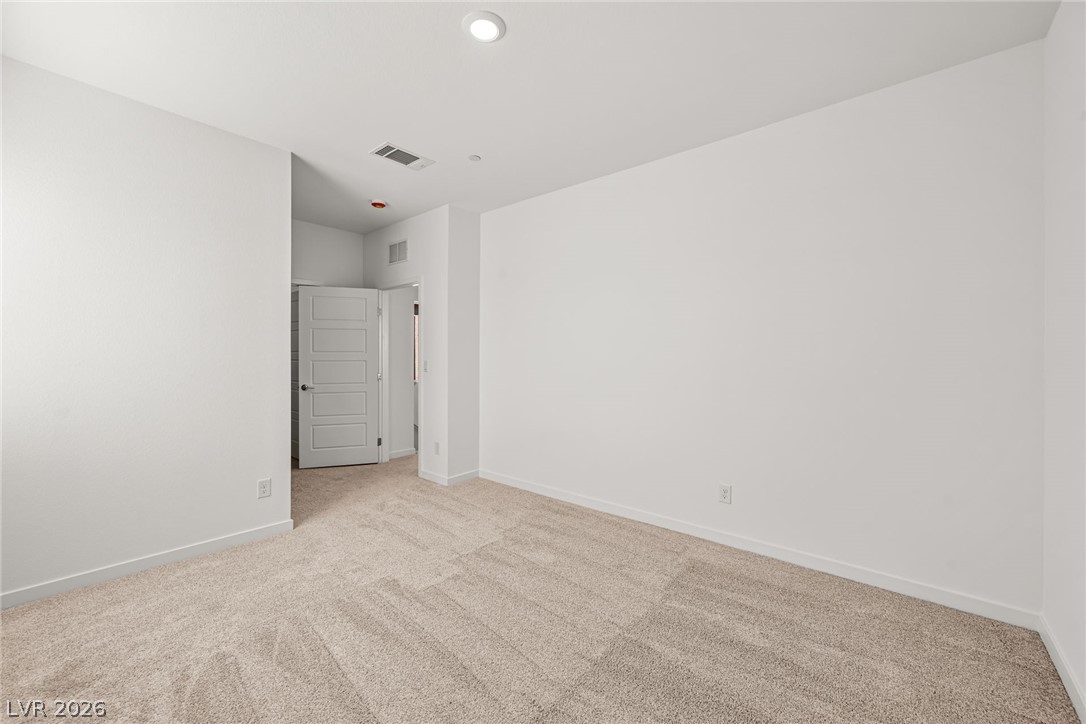 9572 Sagebrush Grove Street Property Photo 18