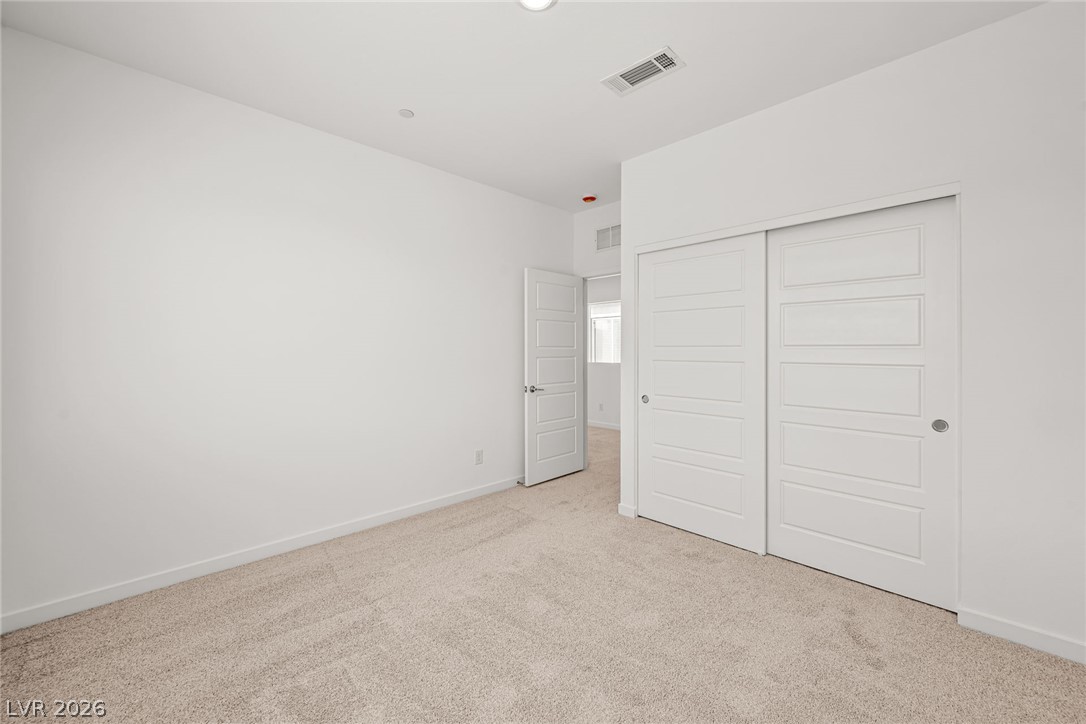 9572 Sagebrush Grove Street Property Photo 21