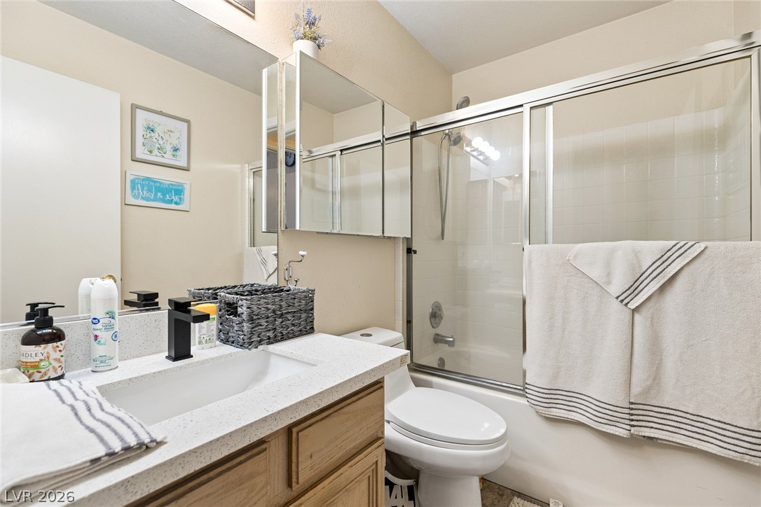 1747 Ashburn Drive Property Photo 8