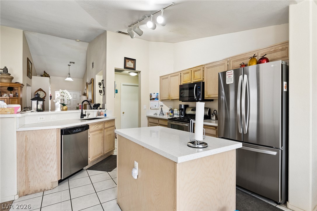 1747 Ashburn Drive Property Photo 12