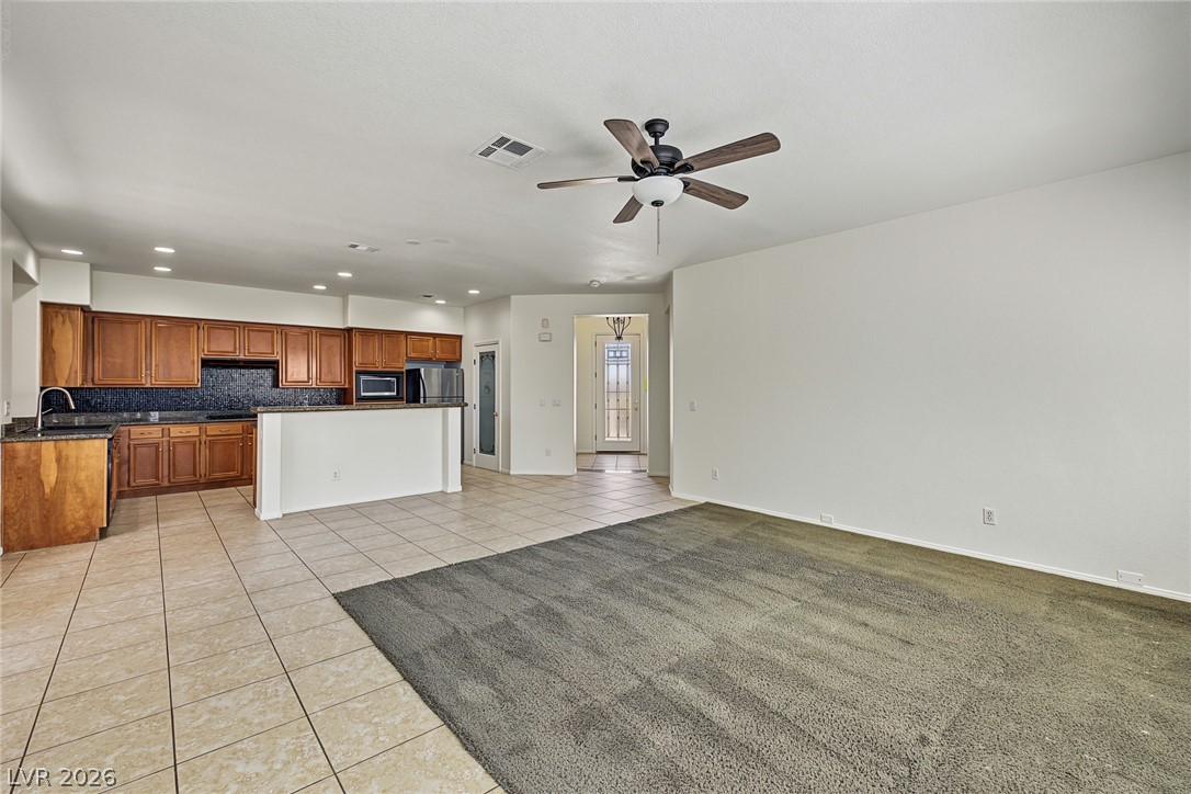 10279 Early Morning Avenue Property Photo 10
