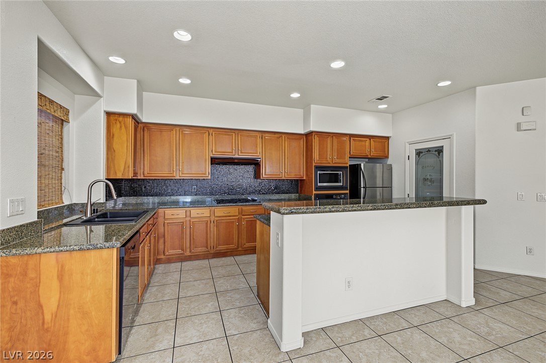 10279 Early Morning Avenue Property Photo 11