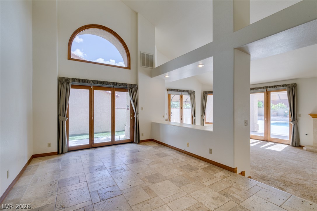 7647 Boca Raton Drive Property Photo 6