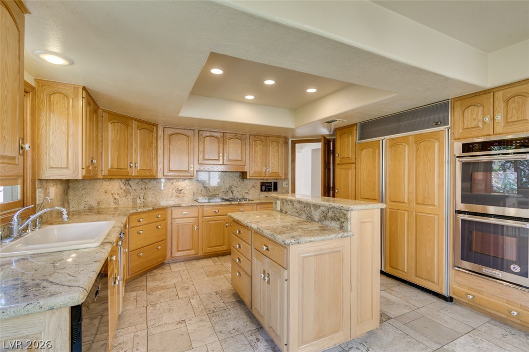 7647 Boca Raton Drive Property Photo 13